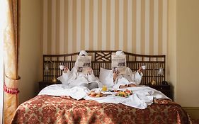 Hadley's Spa Reviews 4*